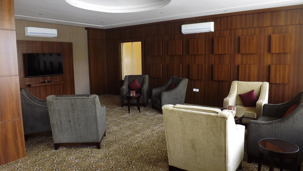 ריאד Baron Palace - Almasif Hotel Apartments מראה חיצוני תמונה