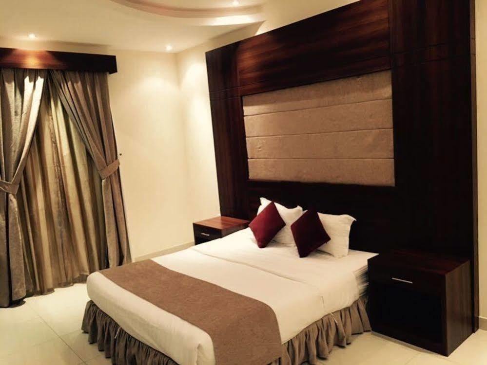ריאד Baron Palace - Almasif Hotel Apartments מראה חיצוני תמונה