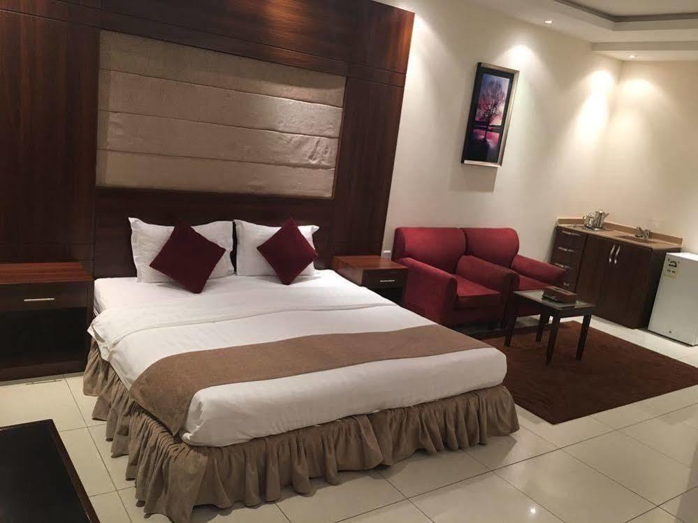 ריאד Baron Palace - Almasif Hotel Apartments מראה חיצוני תמונה