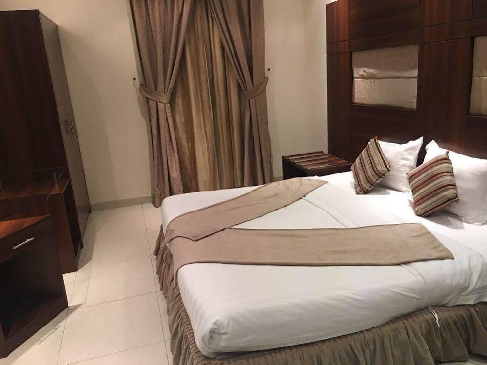 ריאד Baron Palace - Almasif Hotel Apartments מראה חיצוני תמונה